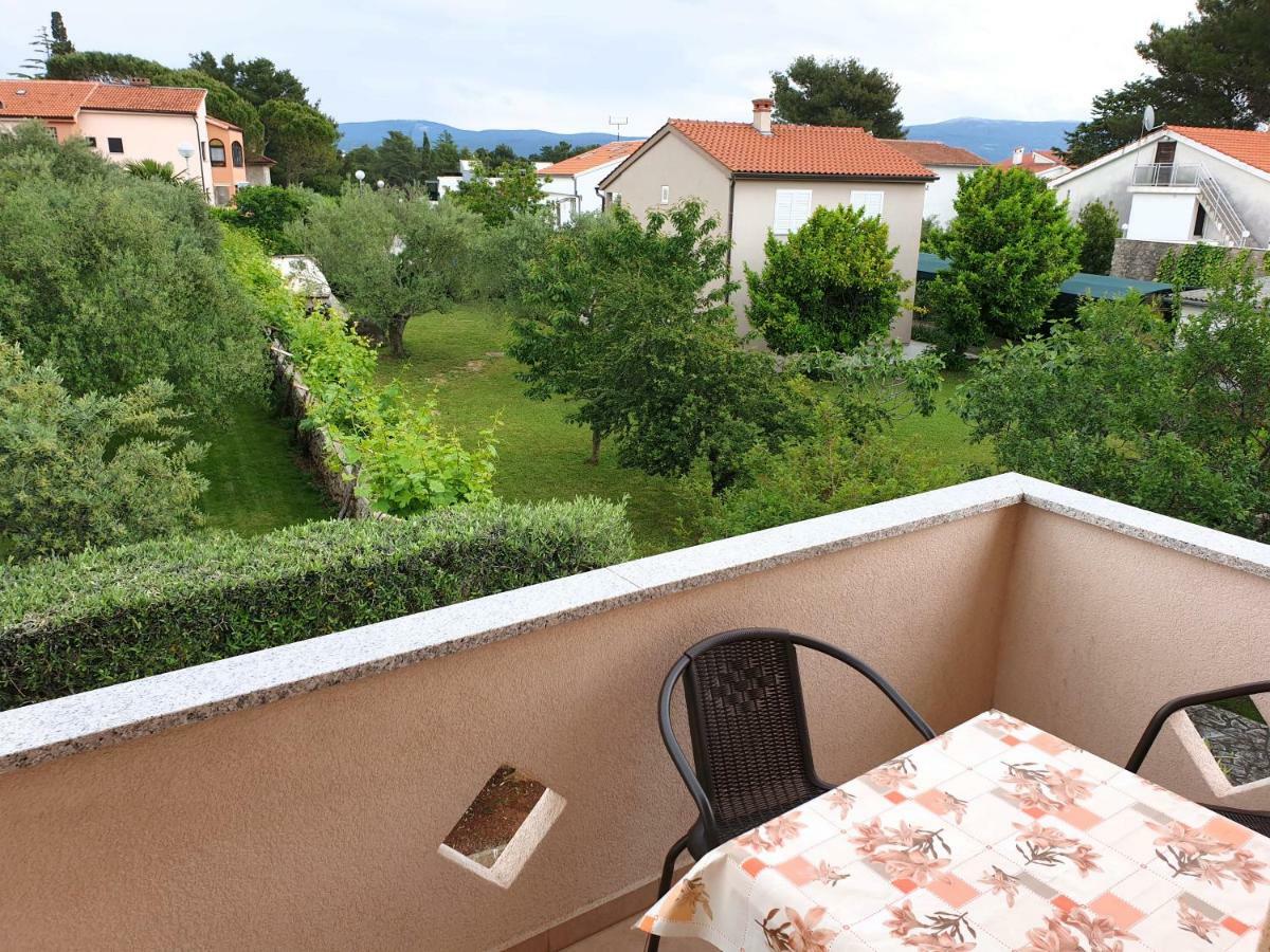 Apartments Elvira Krk Town Exterior foto